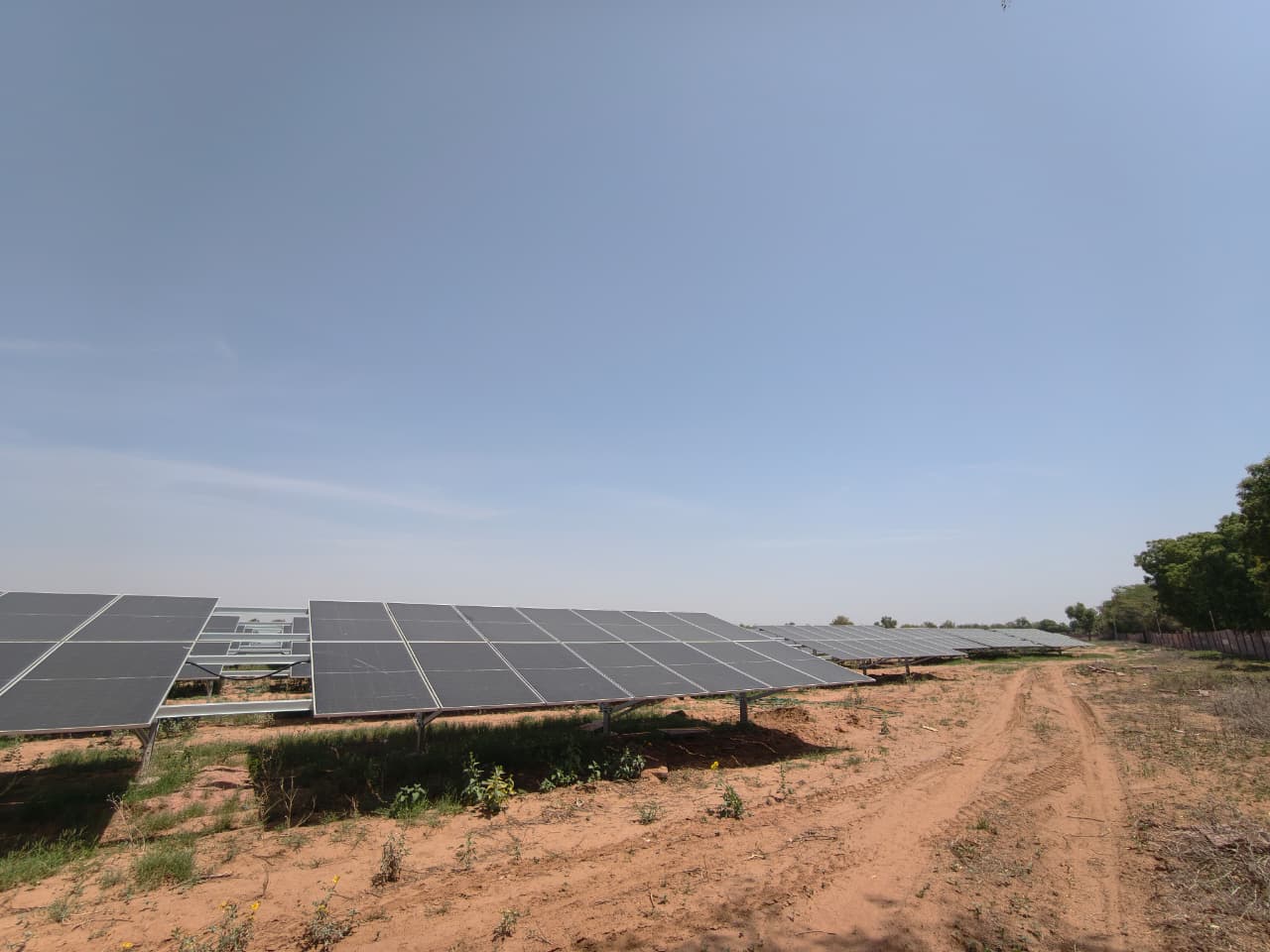 4.00MW (Ground Mounted) banner